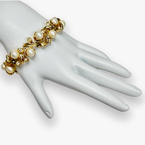 Sarah Coventry Royal Ballet Bracelet Rhinestones Faux Pearl Gold Tone Links Vtg - Picture 2 of 7